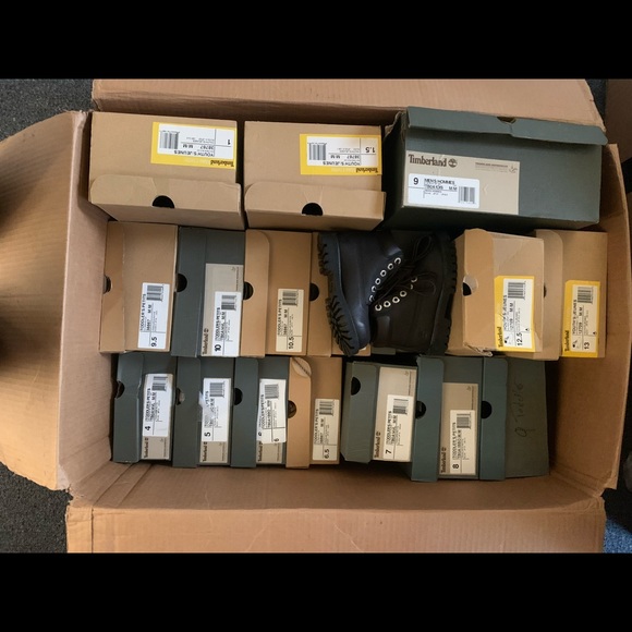 PRICE DROP Kids Timberlands boots!!! Various Sizes & Colors Toddlers - Picture 2 of 2